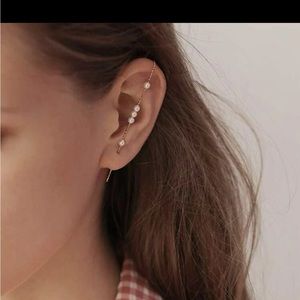 Ear climber faux pearl 1pair